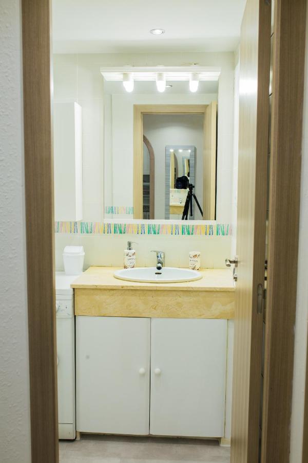 Cosy Apartment サロウ エクステリア 写真
