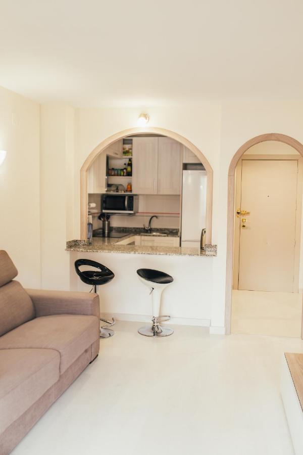 Cosy Apartment サロウ エクステリア 写真